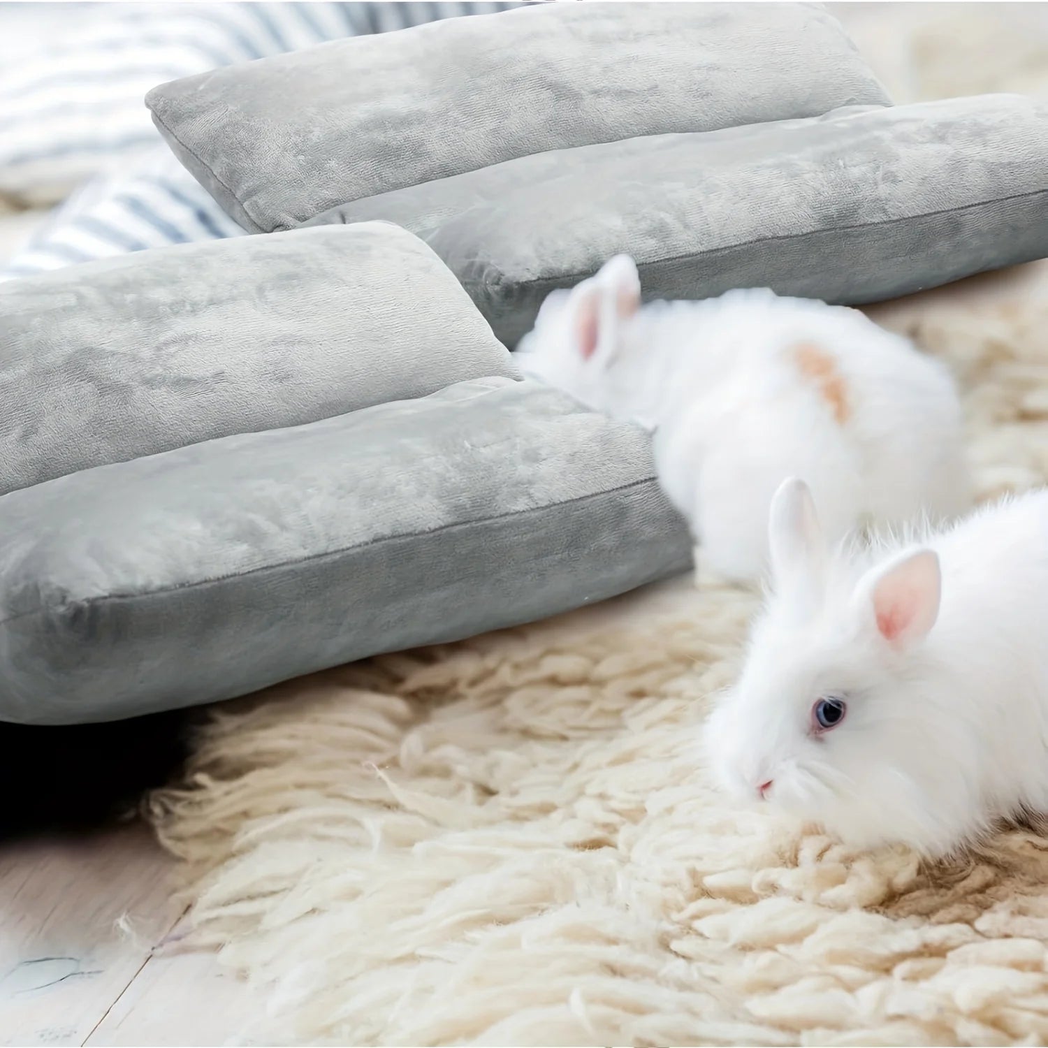 Lit Épais en Peluche pour Lapin